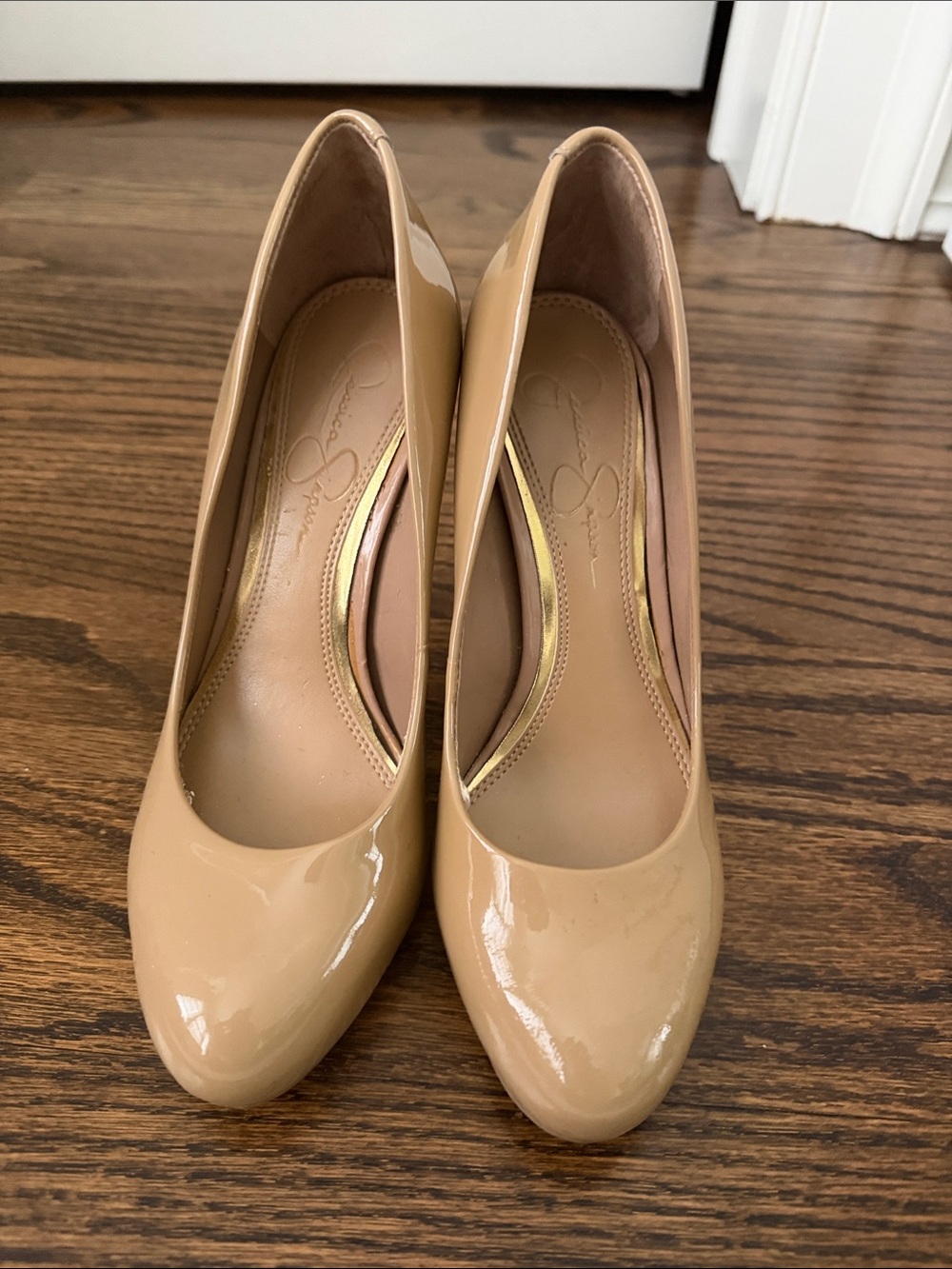Jessica Simpson Nude Patent High Heel Pumps - Picture 2 of 6